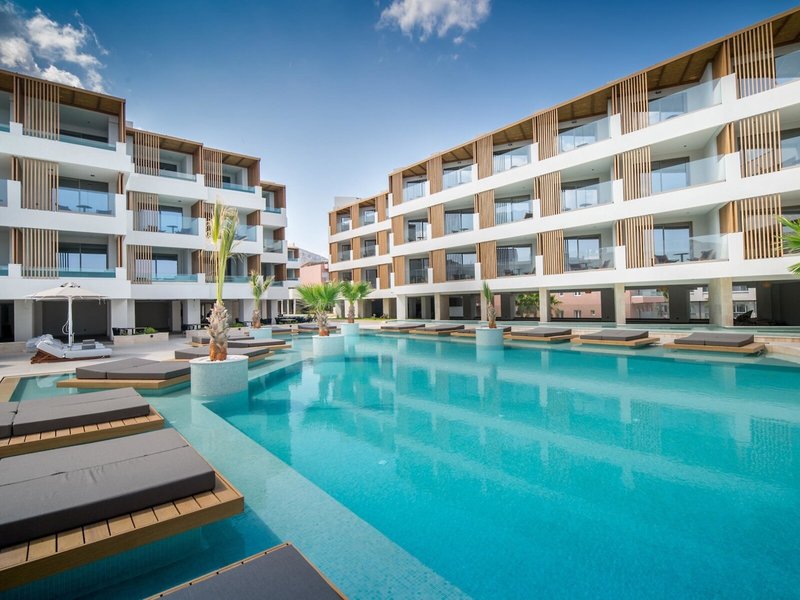 Akasha Beach Hotel & Spa 13