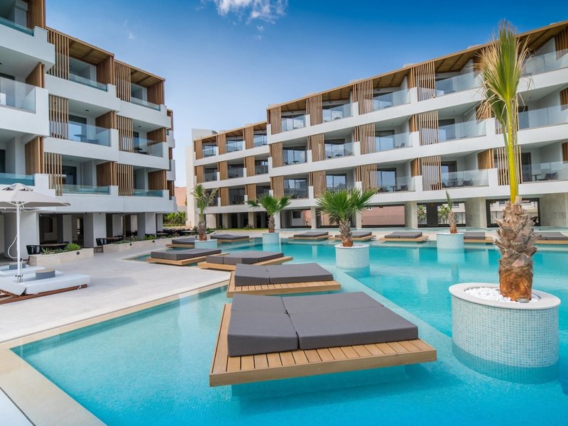 Akasha Beach Hotel & Spa 14