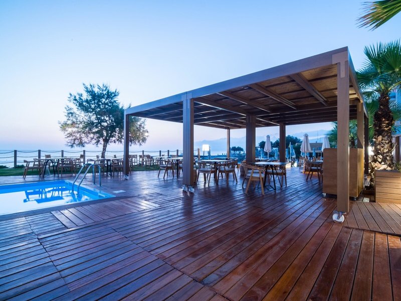 Akasha Beach Hotel & Spa 43