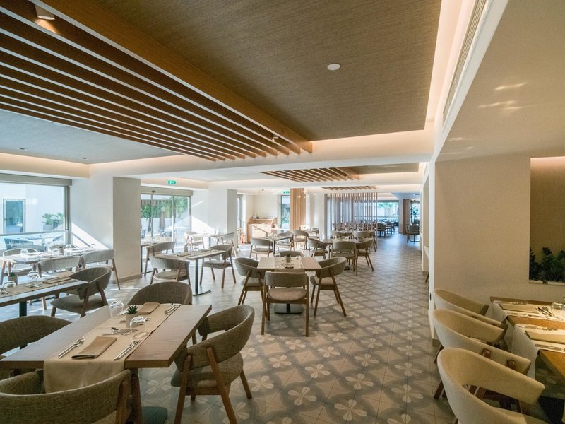 Akasha Beach Hotel & Spa 46
