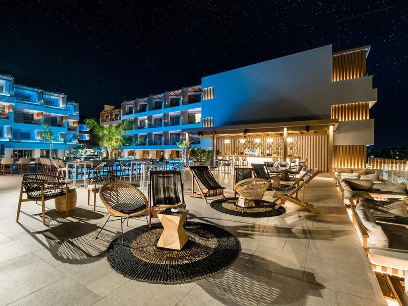 Akasha Beach Hotel & Spa 50