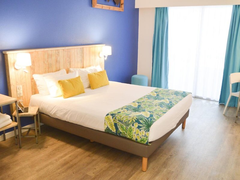 Hotel Le Grand Bleu 33