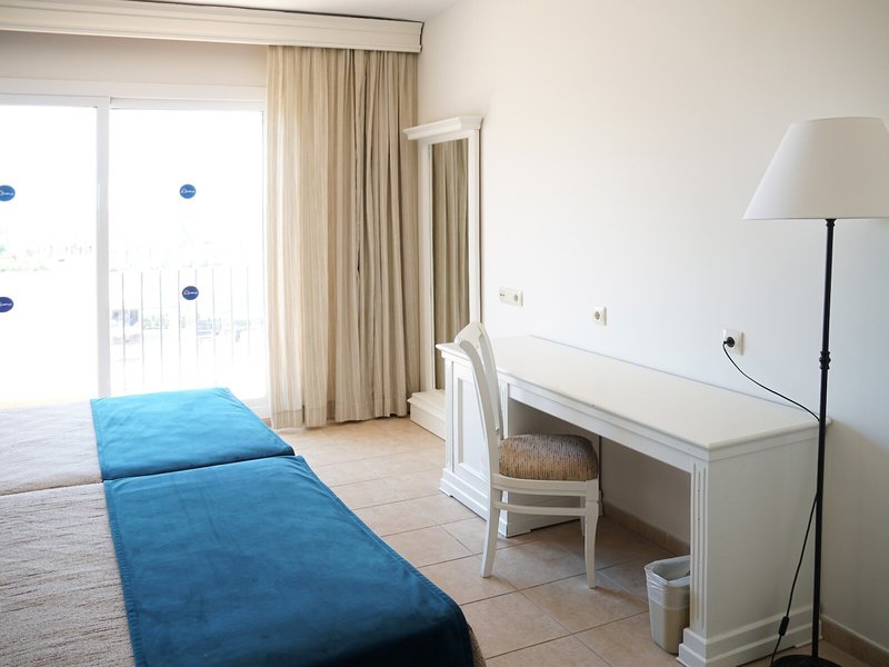 Ohtels Cabogata 44