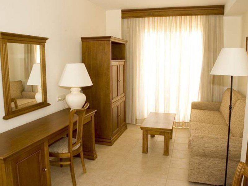 Ohtels Cabogata 49