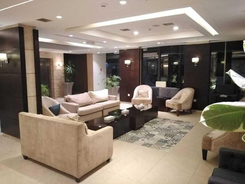 7th Star Hotel Suites 8