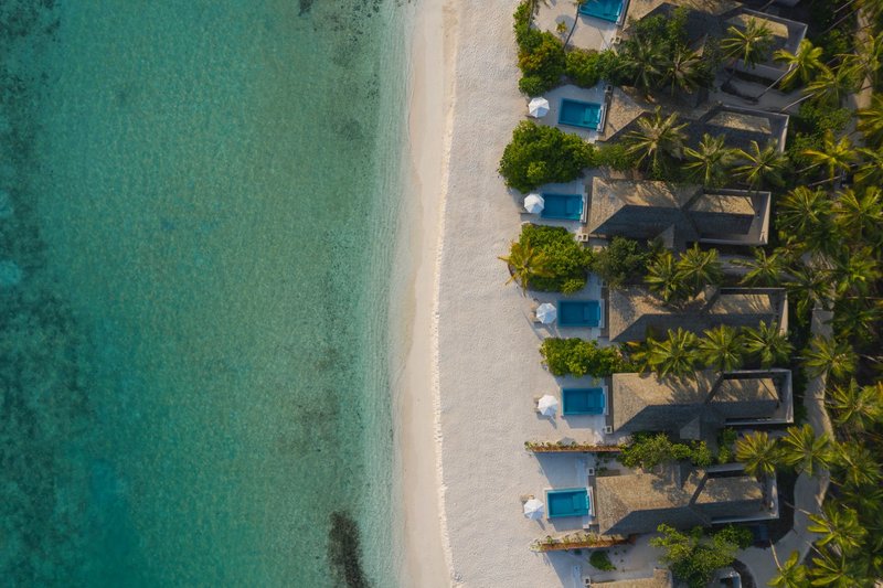 Emerald Faarufushi Resort & Spa 4