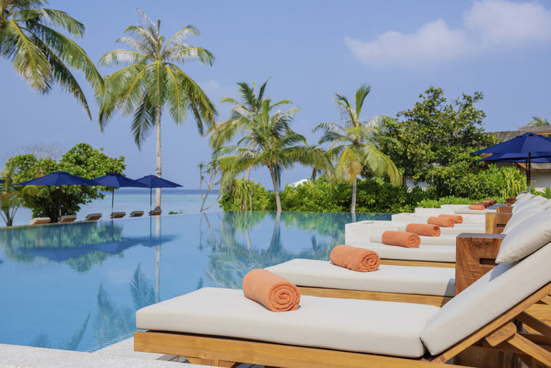 Emerald Faarufushi Resort & Spa 6