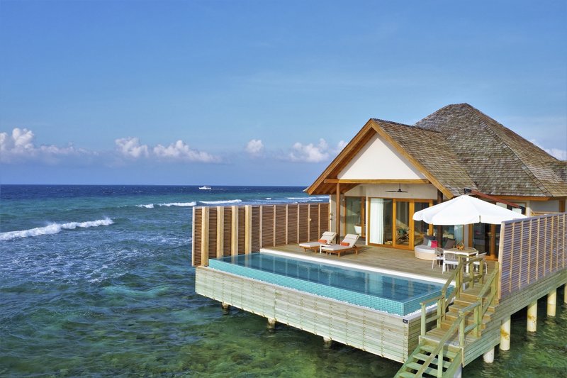 Emerald Faarufushi Resort & Spa 12