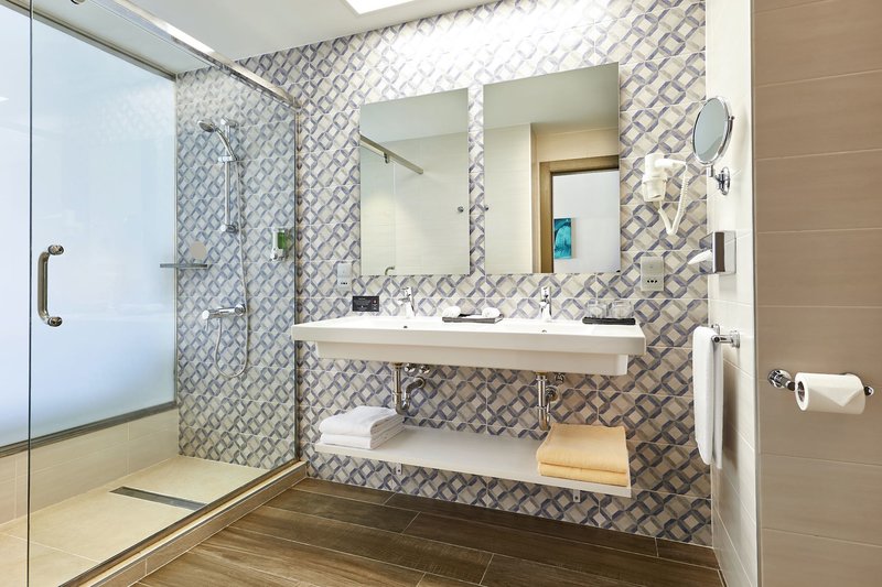 Hotel Riu Atoll 15 - Bathroom Example