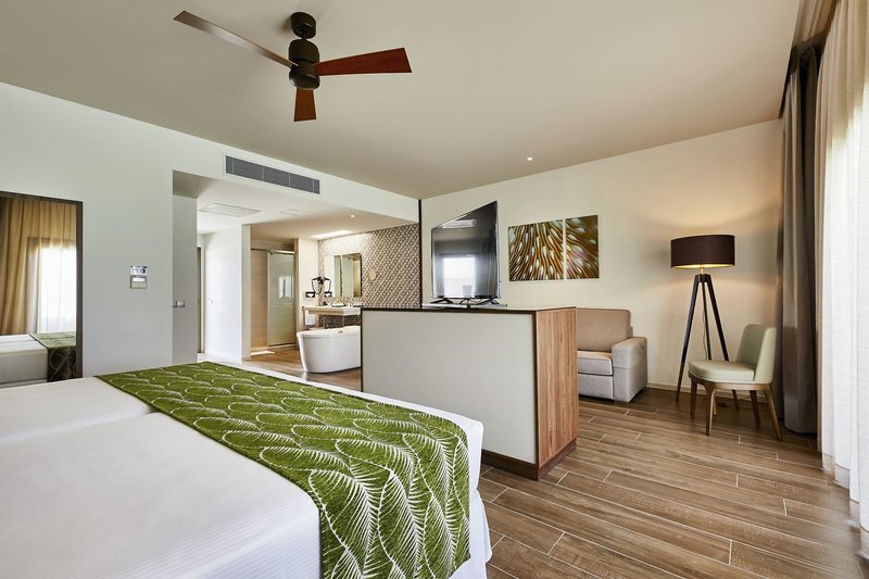 Hotel Riu Atoll 20 - Room Example