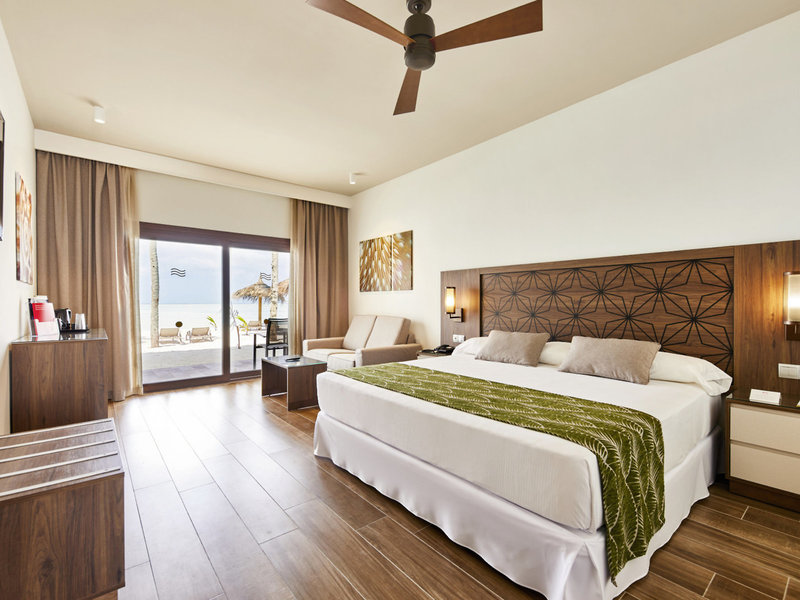 Hotel Riu Atoll 28