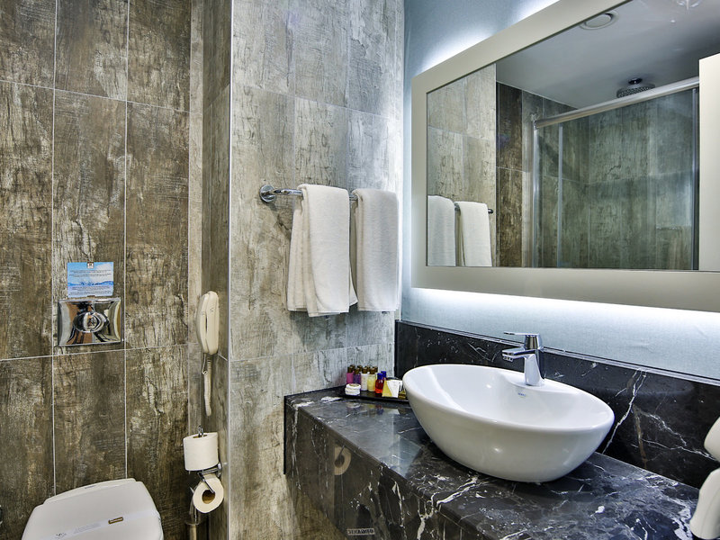 Saturn Palace Resort 23