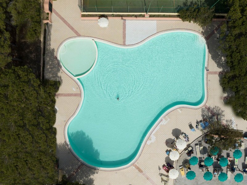 Saturn Palace Resort 33