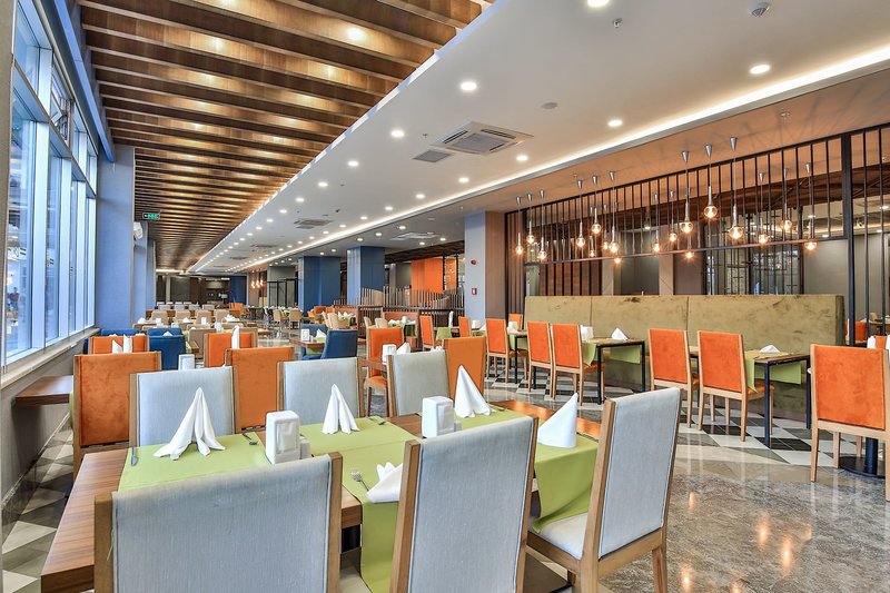 Saturn Palace Resort 19