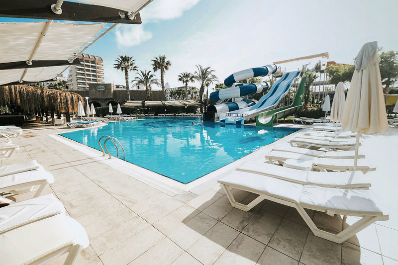 Saturn Palace Resort 21