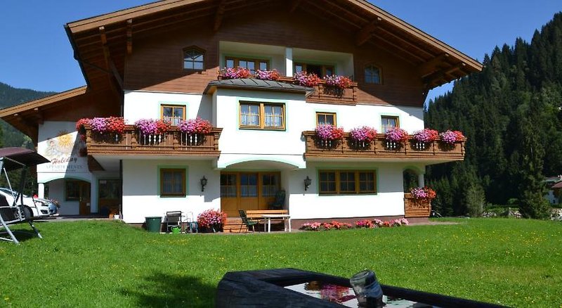 Holiday Appartements 3