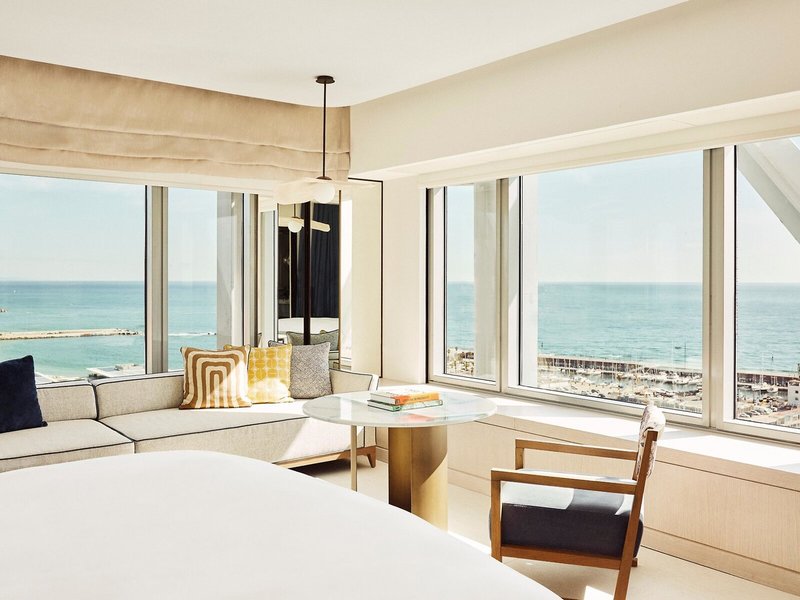 Arts Barcelona 40