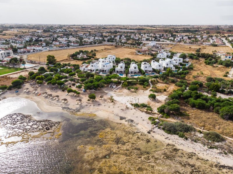 Thalassines Beach Villas 4