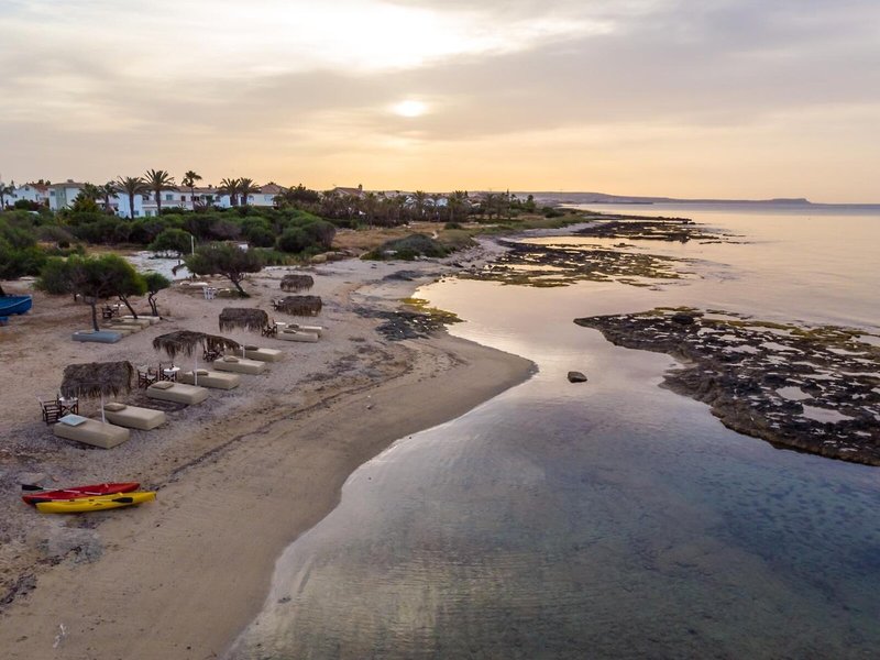 Thalassines Beach Villas 15