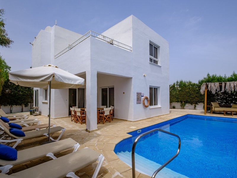 Thalassines Beach Villas 23