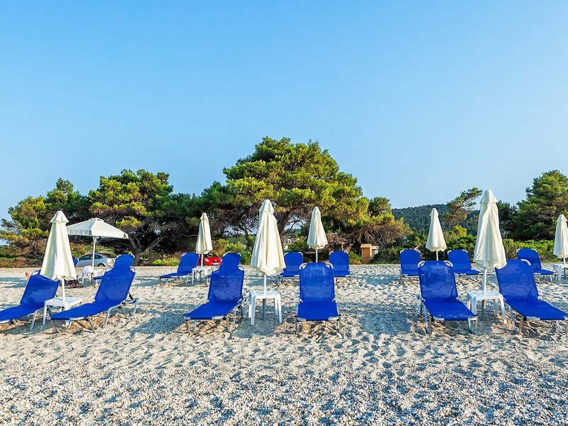 Xenios Port Marina Hotel 7