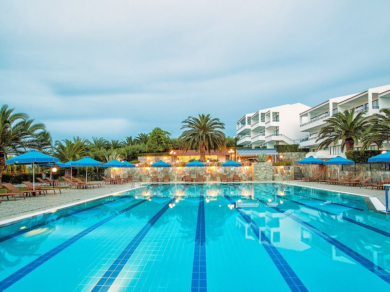 Xenios Port Marina Hotel 12