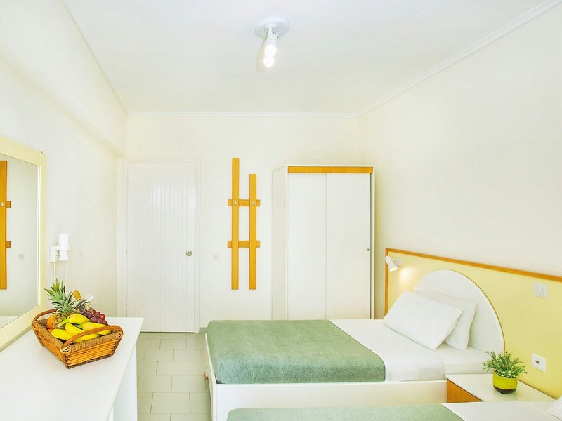 Xenios Port Marina Hotel 29