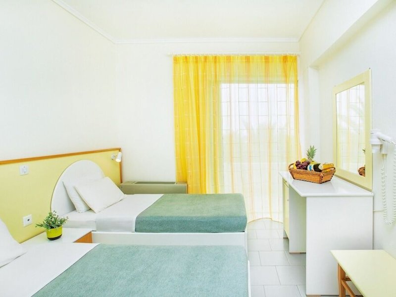 Xenios Port Marina Hotel 38