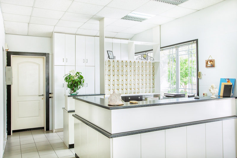 Xenios Port Marina Hotel 4