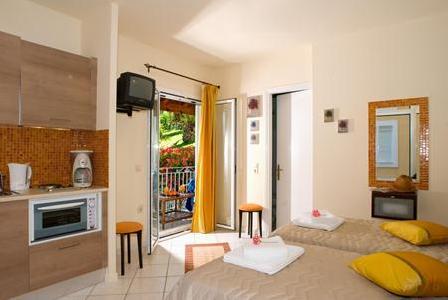 Chrismos Luxury Suites & Studios 10 - Room Example