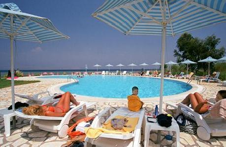 Chrismos Luxury Suites & Studios 11 - Outdoor Pool