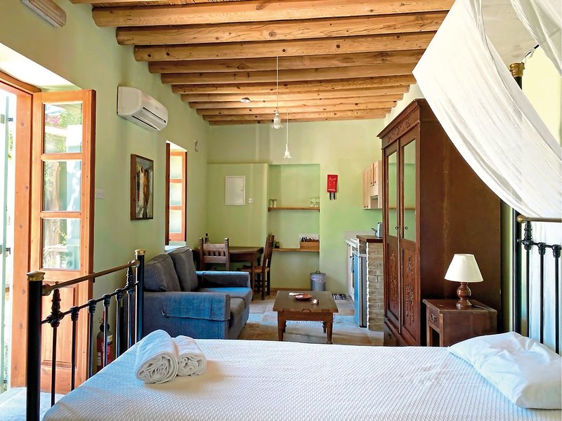 Filokypros Character Houses 12