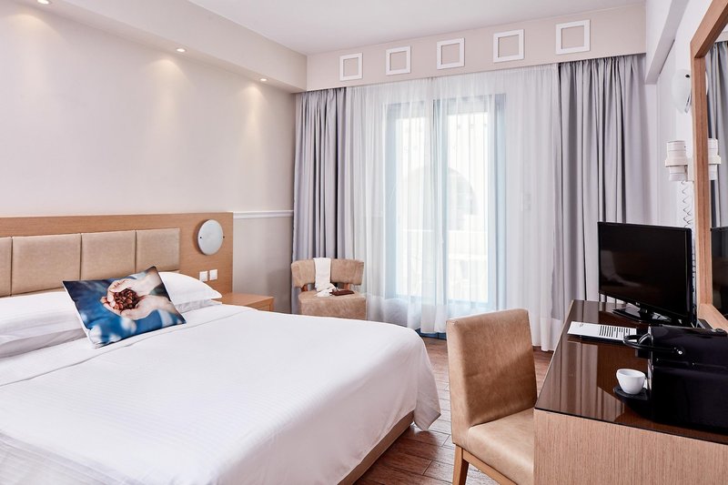 Lagos Mare 12 - Room Example