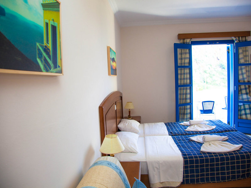 Studios Blue Waves 26