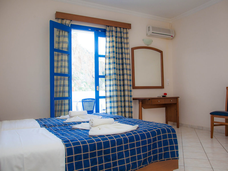 Studios Blue Waves 27