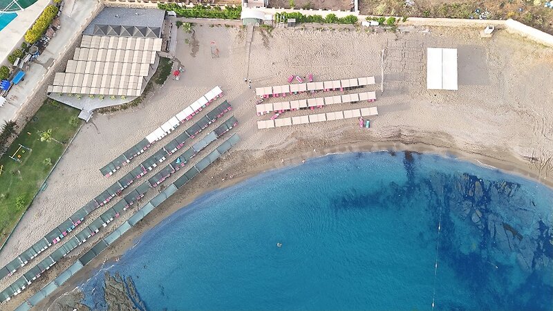 Asrin Beach 8