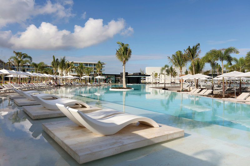 Family Selection at Grand Palladium Select Costa Mujeres Resort & Spa 7