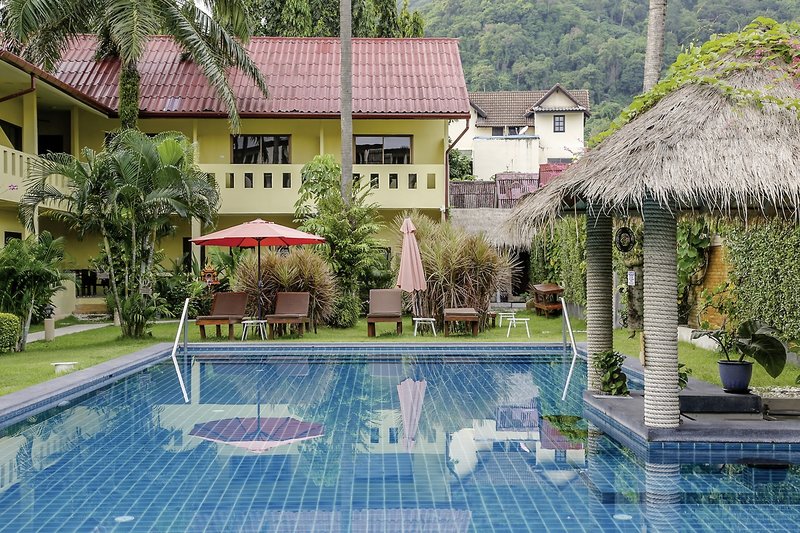 Austrian Garden Tai Pan Village 2