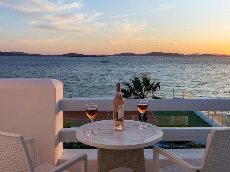 Saint John Hotel & Villas 9