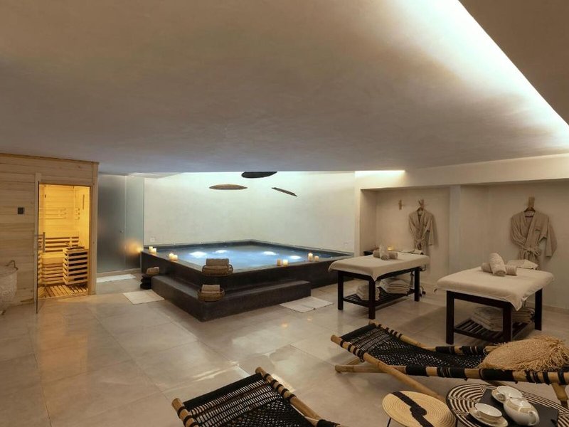 Saint John Hotel & Villas 20