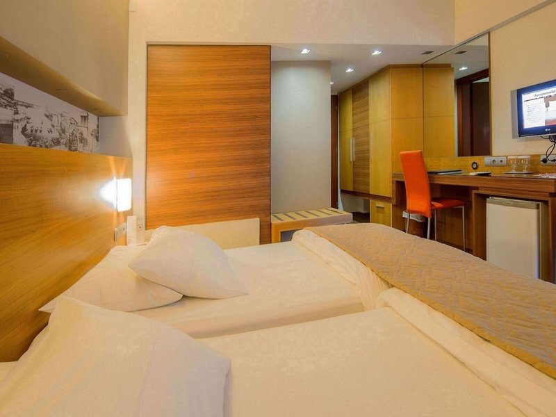 Capsis Astoria Heraklion 47