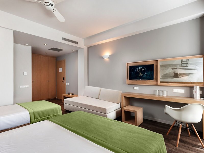 Kriti 23 - Room Example