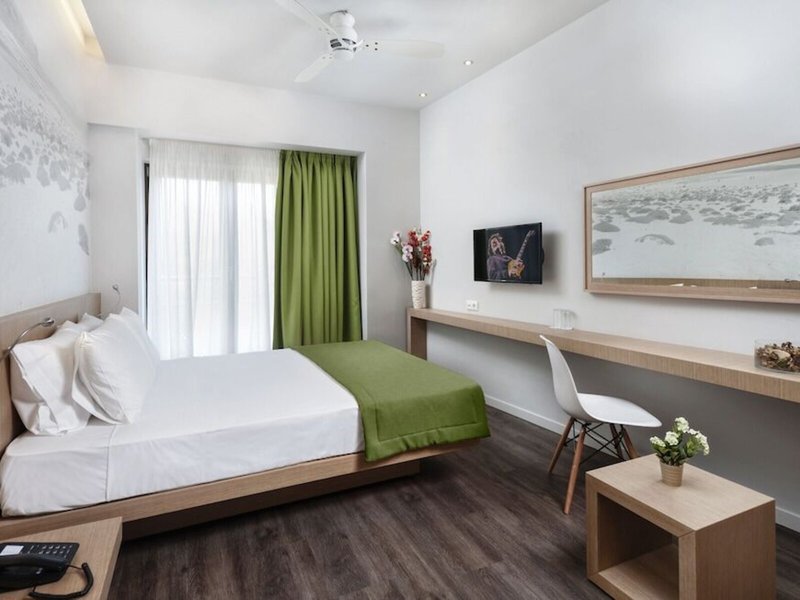 Kriti 25 - Room Example