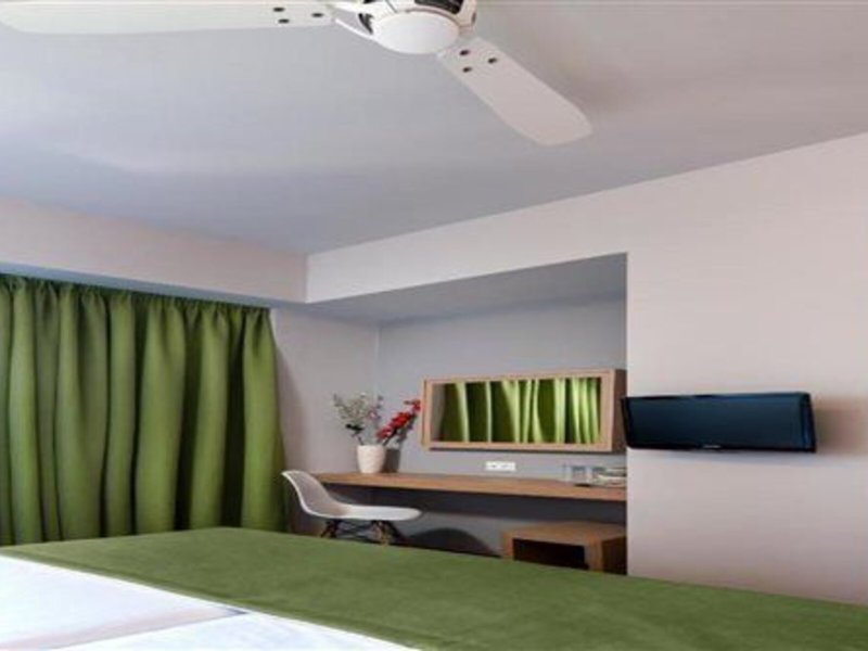 Kriti 36 - Room Example