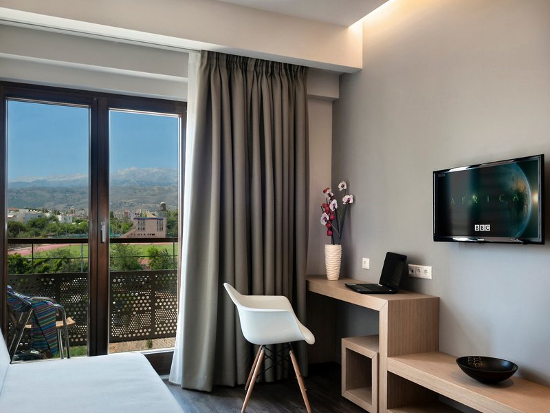 Kriti 37 - Room Example