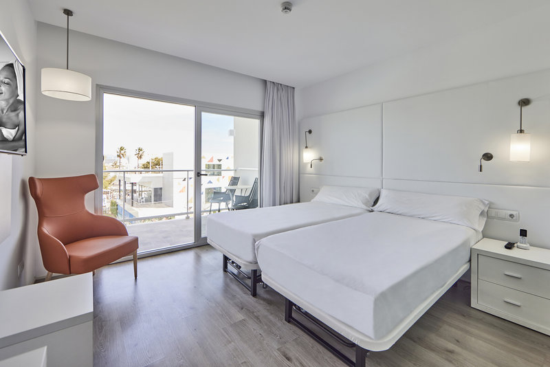 Hotel Astoria Playa 2