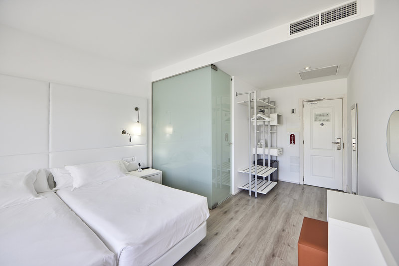 Hotel Astoria Playa 18