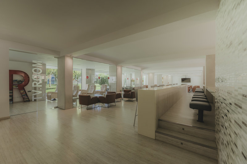 Hotel Astoria Playa 36