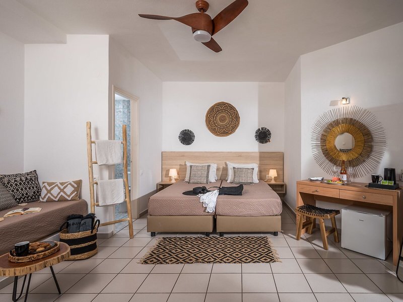 Sunshine Seaside Wing 17 - Room Example