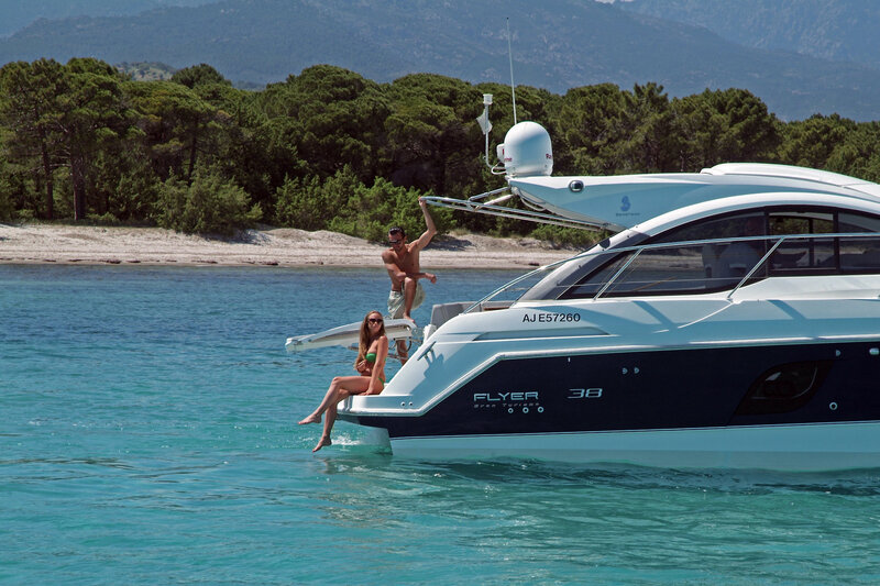 La Solenzara 19 - Sea / Harbour / Ship